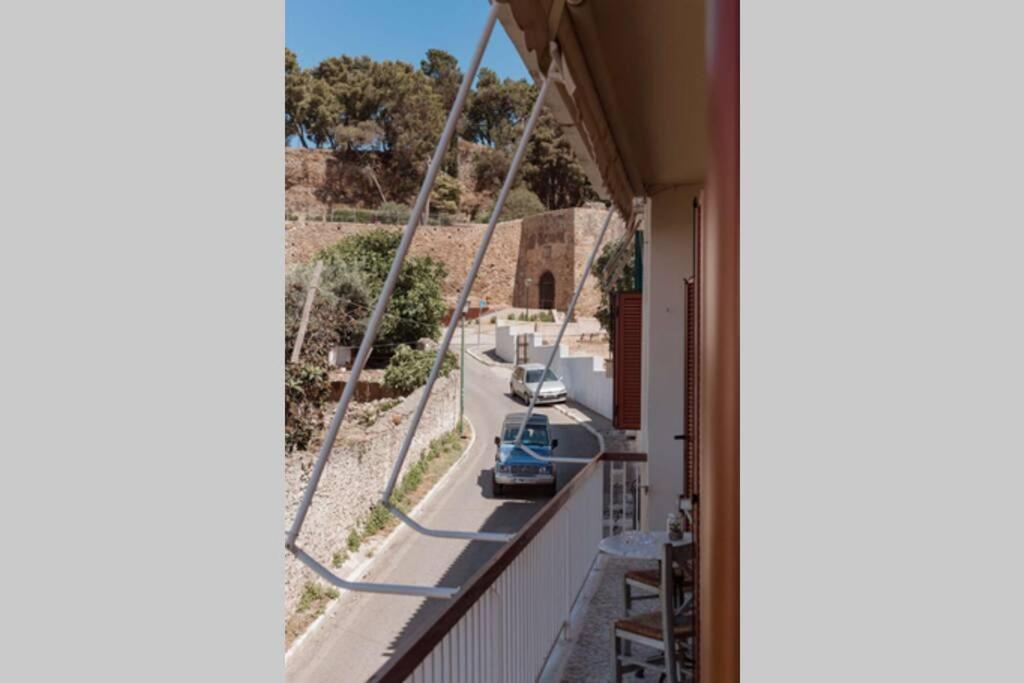 John'S House Under The Castle Of Kalamata Exterior foto